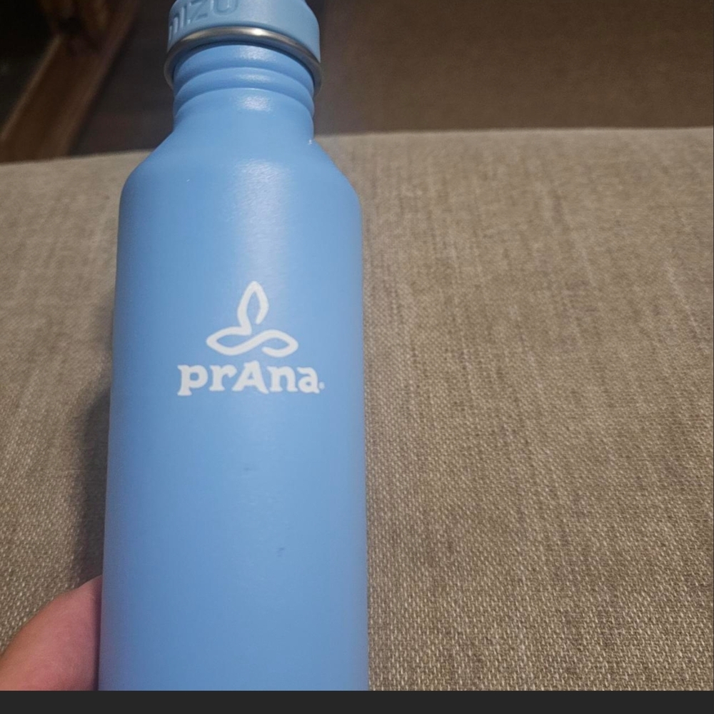 Prana Light Blue Sustainable Bottle